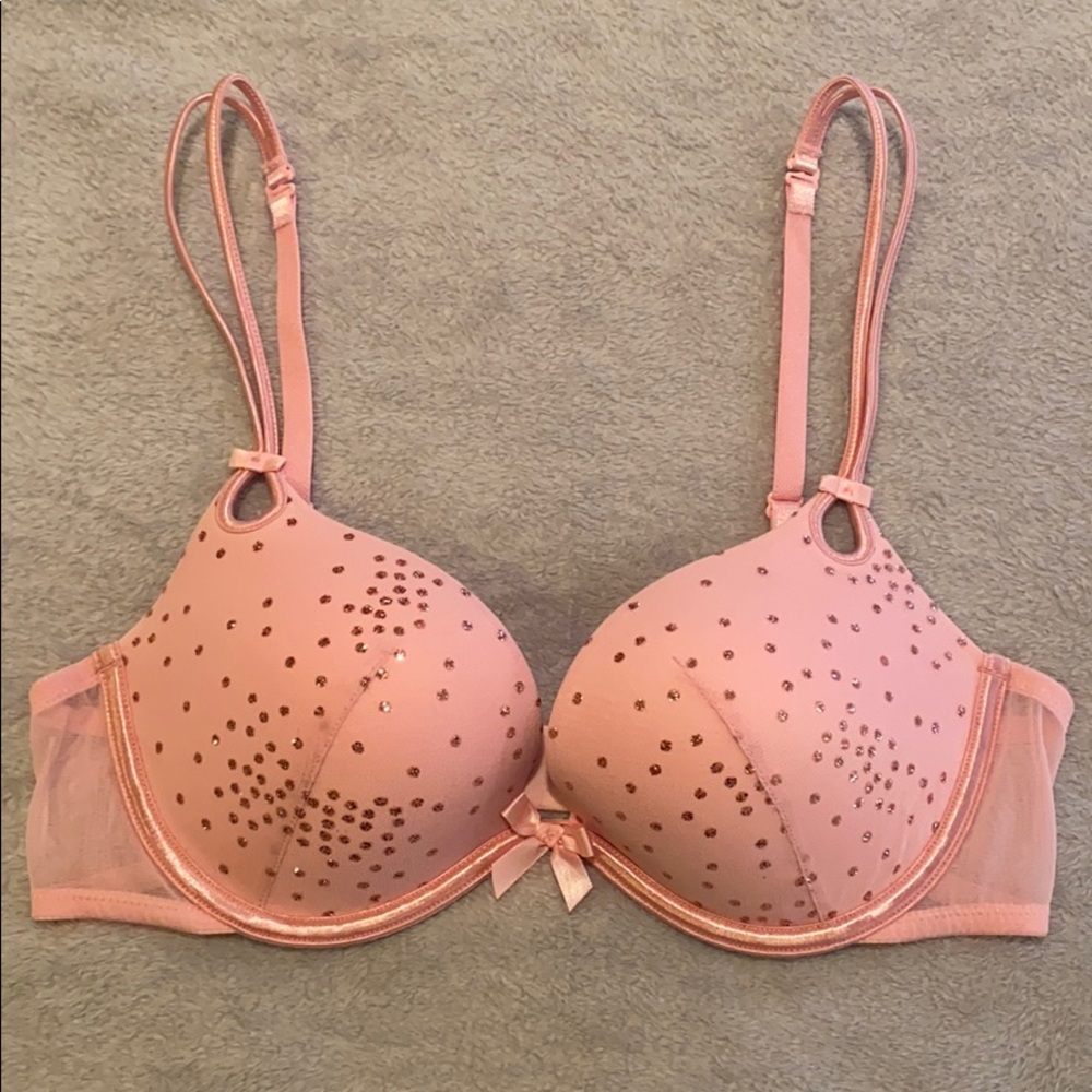 NWOT Victoria’s Secret Sexy Little Things bra